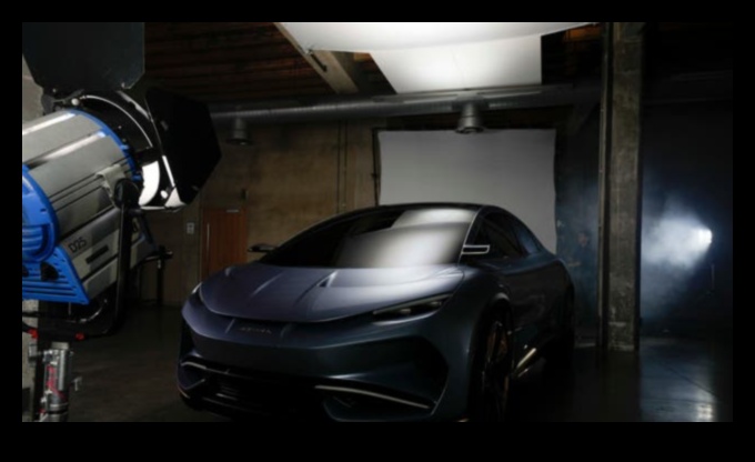 Tesla Tales: חקירת המורשת של חלוץ הרכב החשמלי