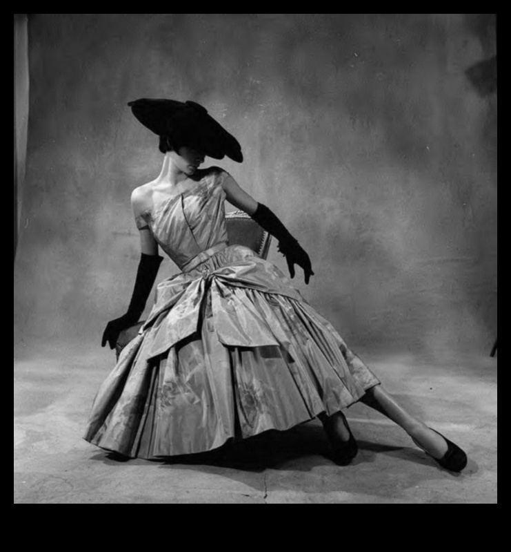 Glamorous Grace מדריך אופנתי לתלבושות וינטג' לתחכום ללא מאמץ 2 חיננית זוהרת: תלבושות וינטג' לתחכום ללא מאמץ