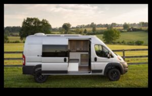 בריחה ידידותית לסביבה: טנדרים מובילים את המטען לנסיעות ירוקות